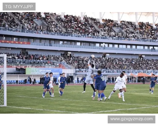 内蒙古足球之星的足迹:那些曾在草原上挥洒汗水的传奇球员 内蒙古足球之星的足迹:那些曾在草原上挥洒汗水的传奇球员