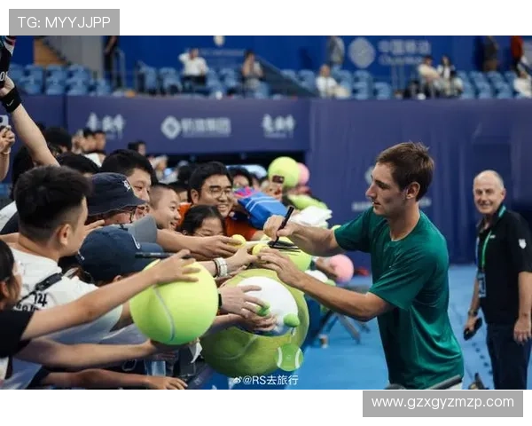 杭州网球队状态引发热议球迷对表现和战术产生分歧