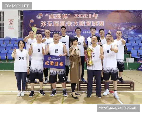 重庆羽毛球队在全国团队协作排行榜中荣登第九名展现强大实力与团结精神